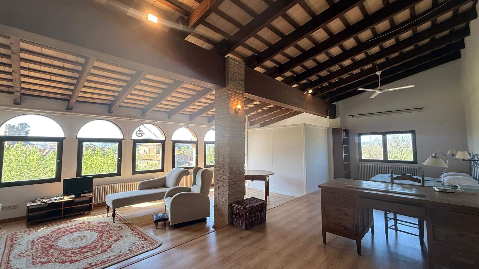 9 soveværelse Finca/Landehus til salg i Forallac med swimmingpool garage - € 2.650.000 (Ref: 9852213)