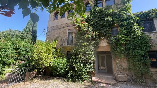 8 chambre Finca/Maison de Campagne à vendre à Forallac avec piscine garage - 2 650 000 € (Ref: 9852213)