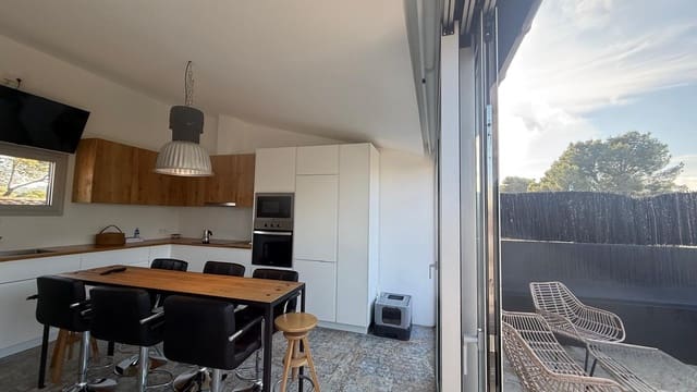 2 soveværelse Byhus til salg i Begur med garage - € 395.000 (Ref: 9852215)