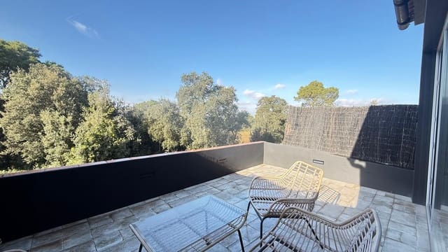 2 soveværelse Byhus til salg i Begur med garage - € 395.000 (Ref: 9852215)