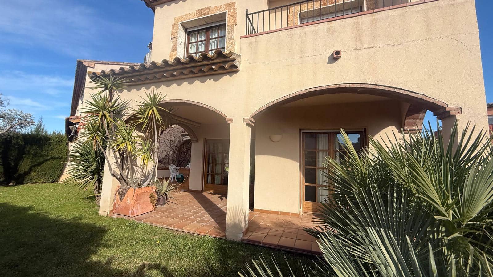 Pareado de 4 habitaciones en Palafrugell en venta - 528.000 € (Ref: 9852216)