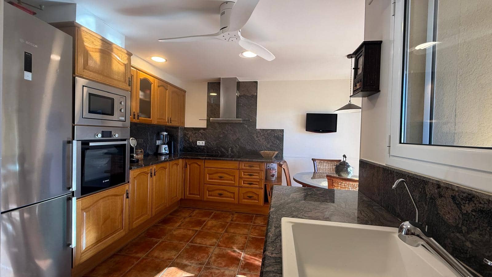 Pareado de 4 habitaciones en Palafrugell en venta con piscina garaje - 580.000 € (Ref: 9852217)
