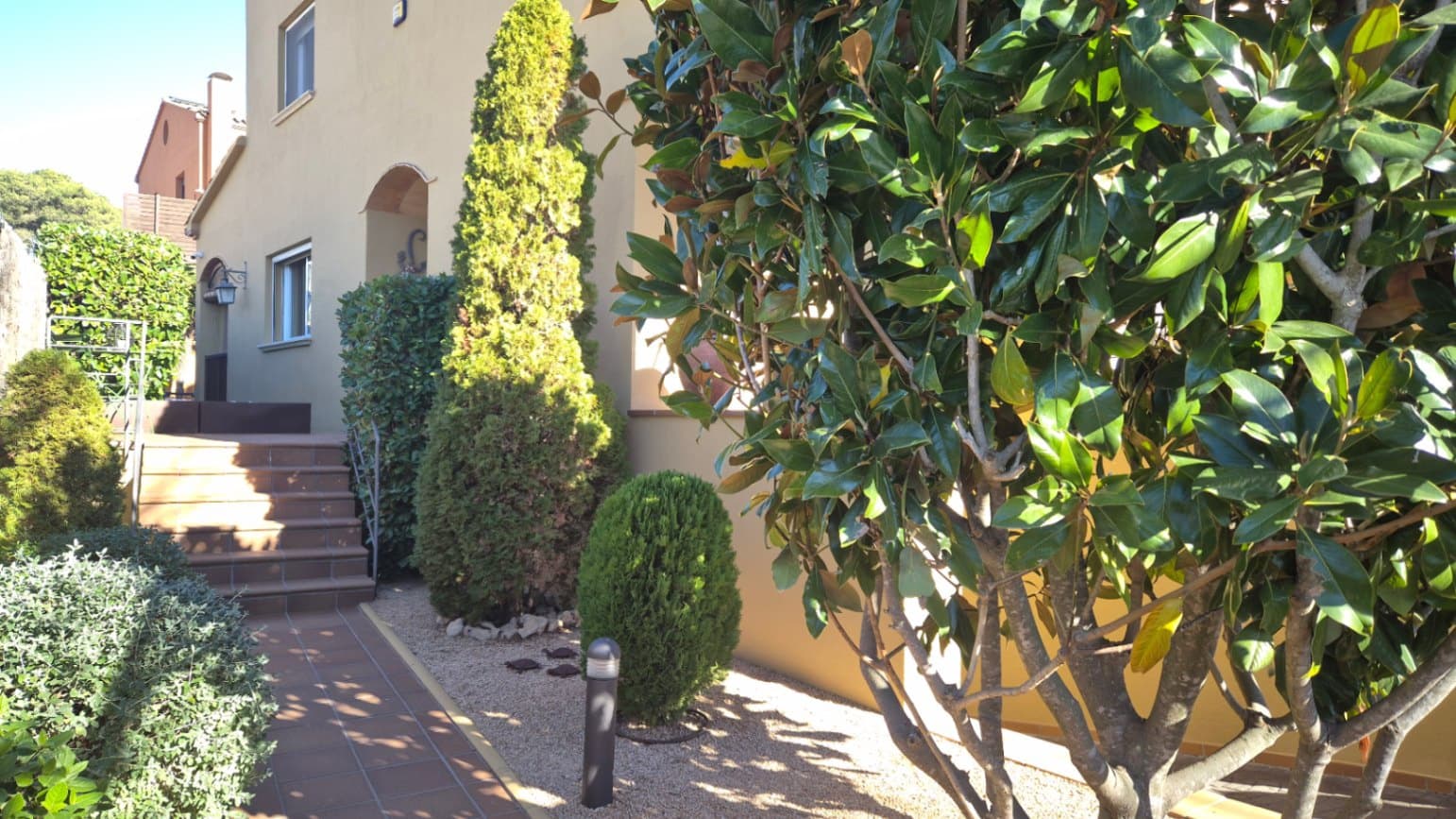 Pareado de 4 habitaciones en Palafrugell en venta con piscina garaje - 580.000 € (Ref: 9852217)