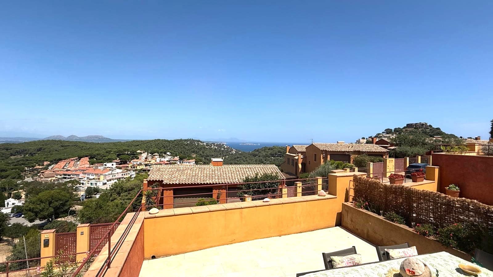 3 bedroom Villa for sale in Begur with pool garage - € 790,000 (Ref: 9852220)