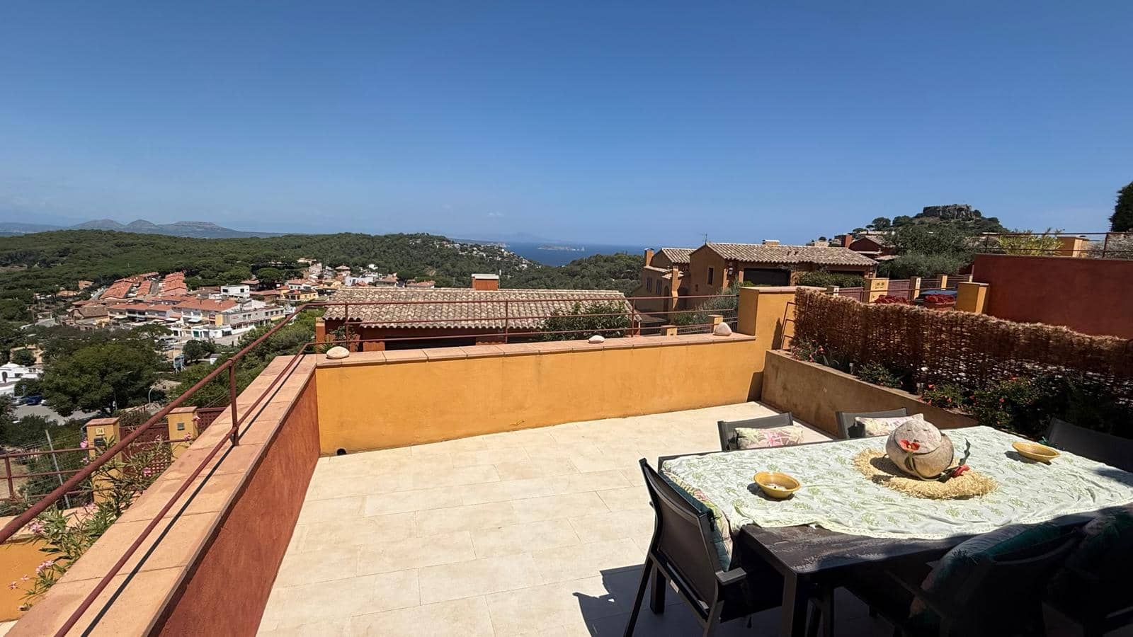 3 bedroom Villa for sale in Begur with pool garage - € 790,000 (Ref: 9852220)