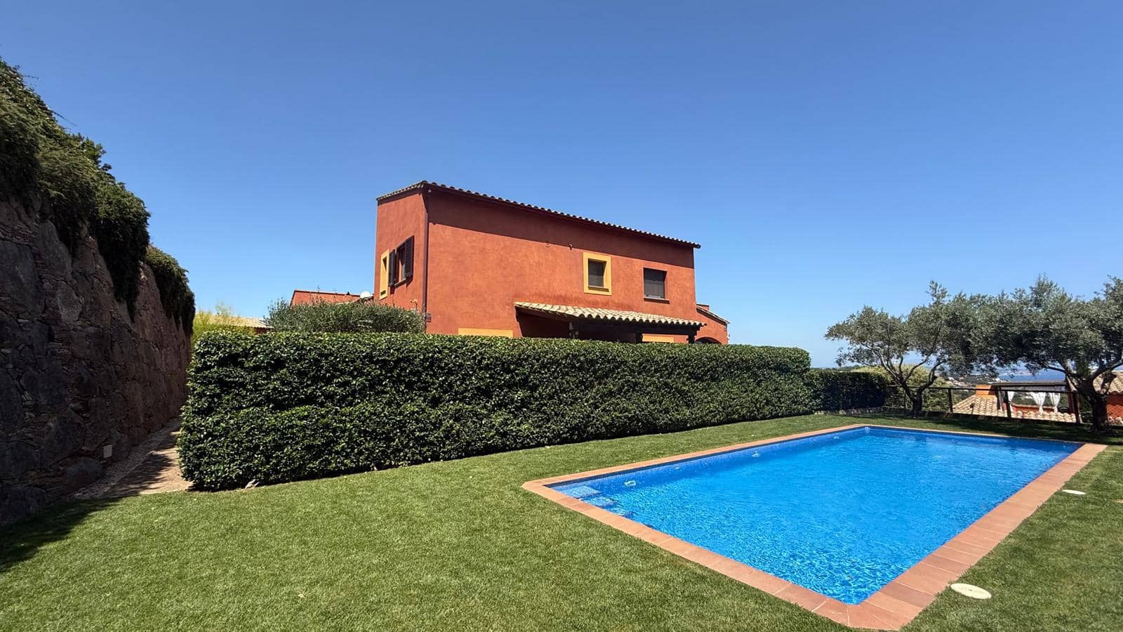 3 bedroom Villa for sale in Begur with pool garage - € 790,000 (Ref: 9852220)