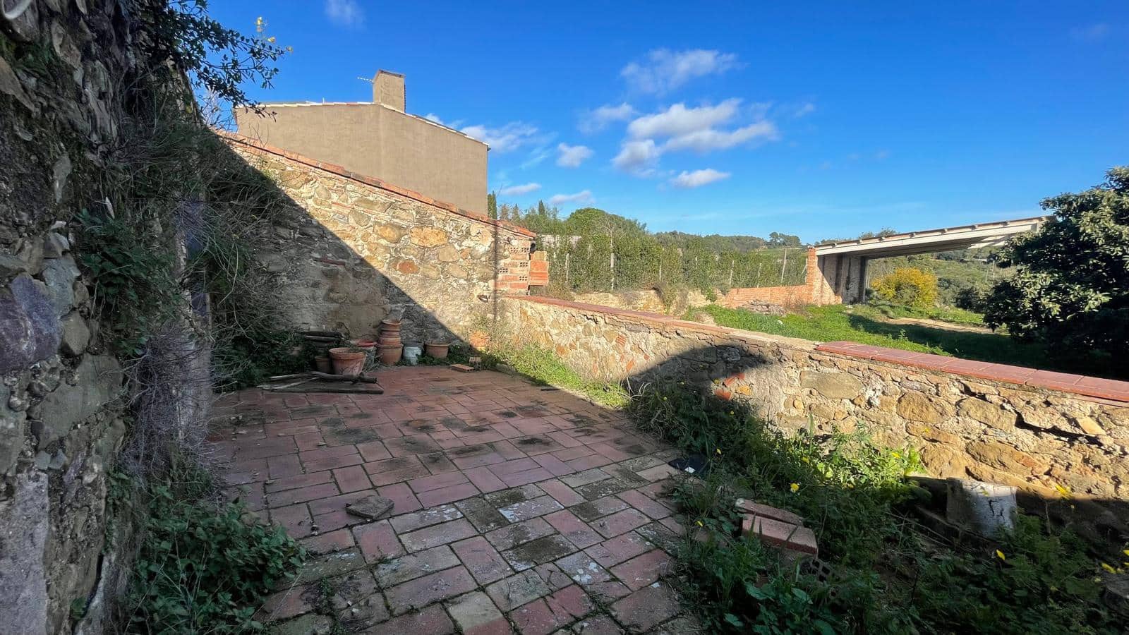 Byhus til salg i Camallera - € 565.000 (Ref: 9852223)