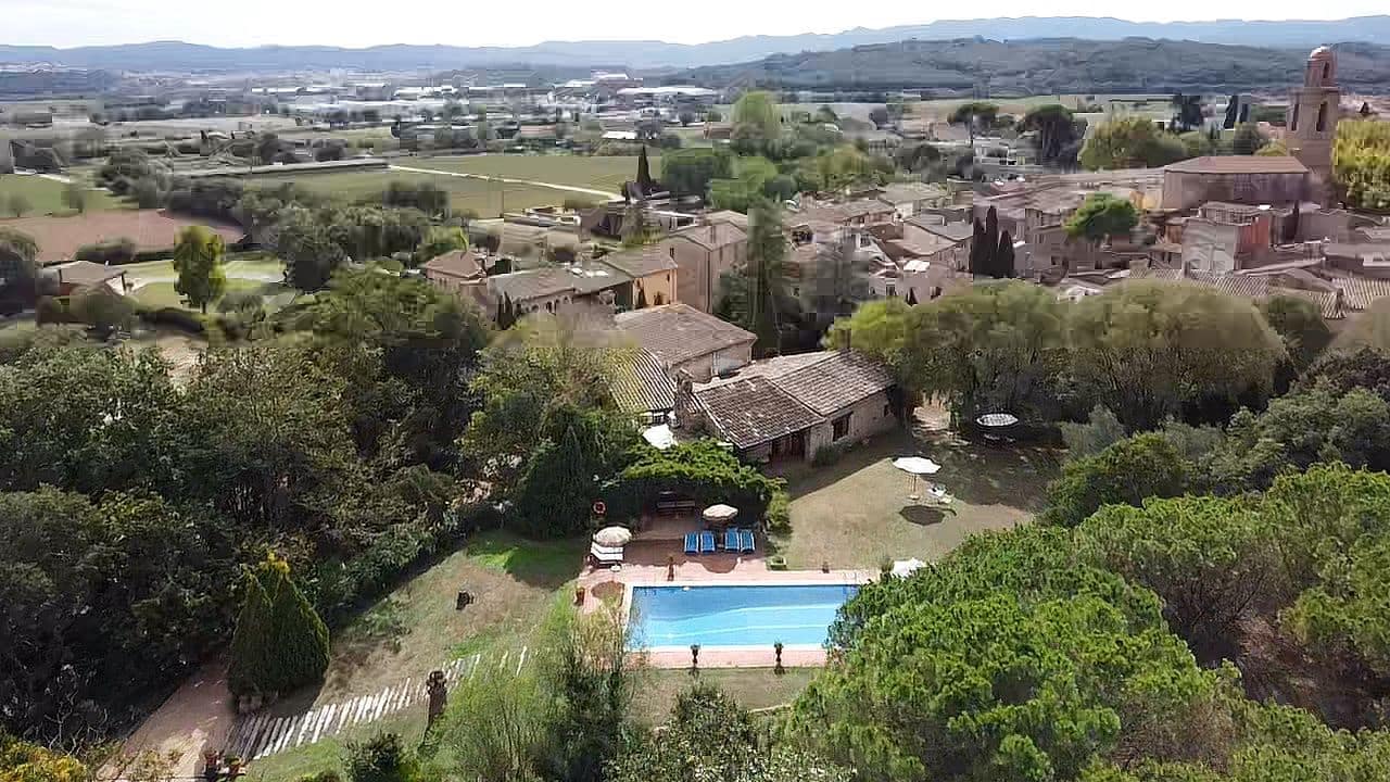 6 soveværelse Finca/Landehus til salg i Corca med swimmingpool garage - € 3.200.000 (Ref: 9852224)