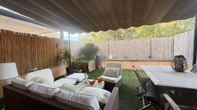 4 soveværelse Byhus til salg i Pals med garage - € 645.000 (Ref: 9852227)