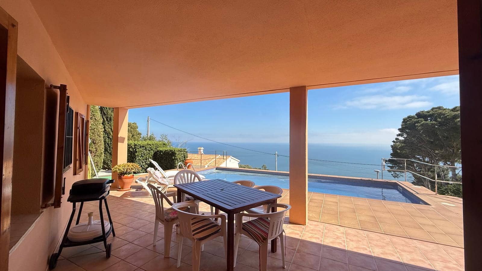 5 bedroom Villa for sale in Begur with pool garage - € 890,000 (Ref: 9852228)