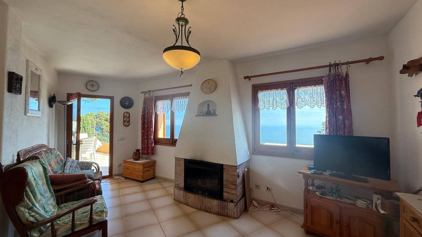 5 bedroom Villa for sale in Begur with pool garage - € 890,000 (Ref: 9852228)