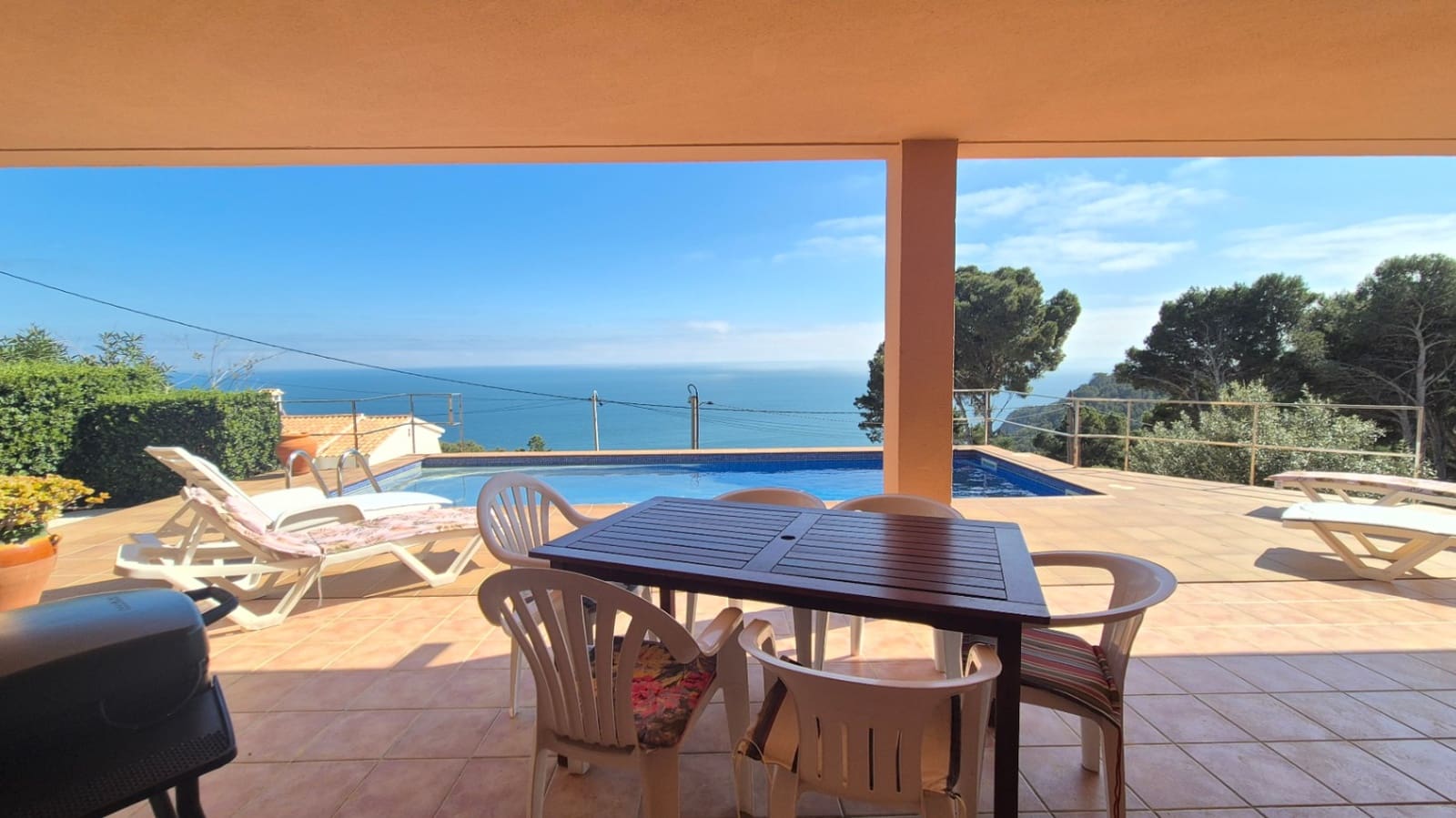 5 bedroom Villa for sale in Begur with pool garage - € 890,000 (Ref: 9852228)
