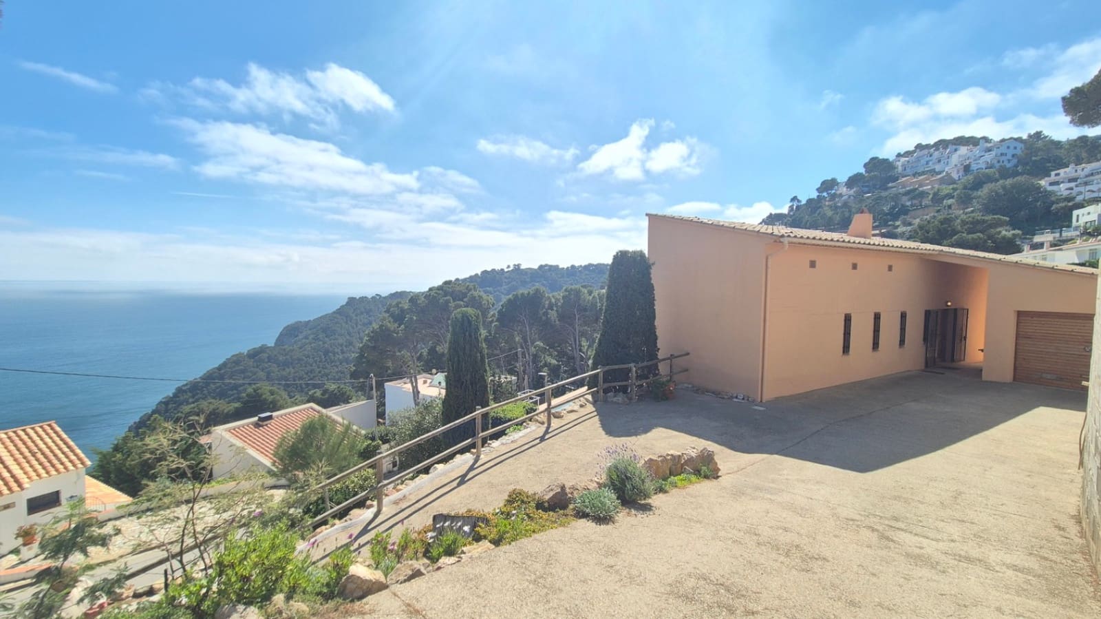 5 bedroom Villa for sale in Begur with pool garage - € 890,000 (Ref: 9852228)