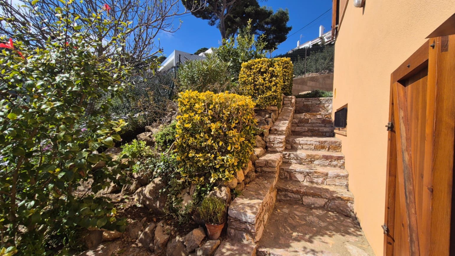 5 bedroom Villa for sale in Begur with pool garage - € 890,000 (Ref: 9852228)