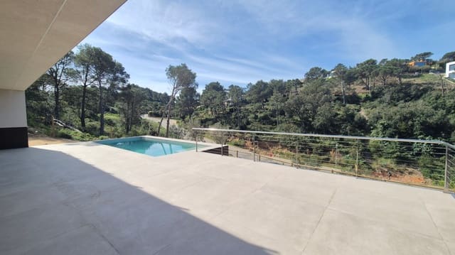 4 soveværelse Villa til salg i Begur med swimmingpool garage - € 1.250.000 (Ref: 9852229)