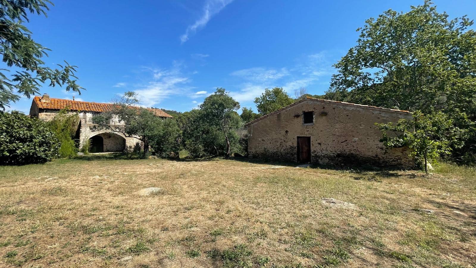 5 soveværelse Finca/Landehus til salg i Vilajuiga - € 595.000 (Ref: 9852233)