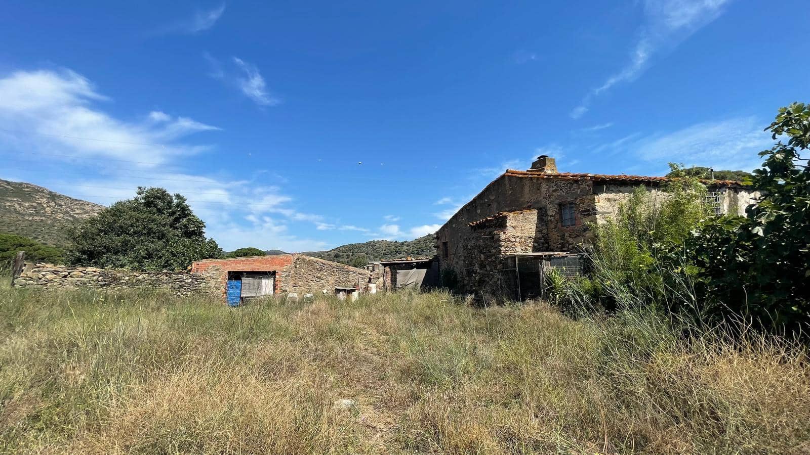 5 soveværelse Finca/Landehus til salg i Vilajuiga - € 595.000 (Ref: 9852233)