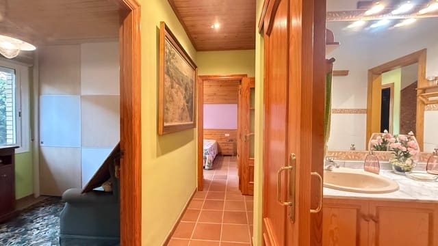 4 soverom Villa til salgs i Begur med svømmebasseng garasje - € 580 000 (Ref: 9852237)