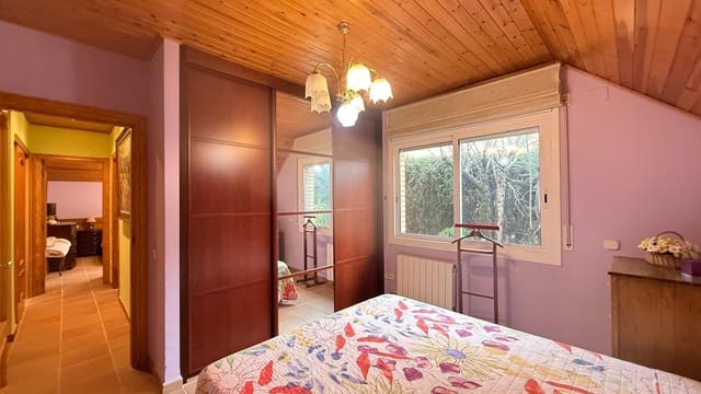 4 soverom Villa til salgs i Begur med svømmebasseng garasje - € 580 000 (Ref: 9852237)
