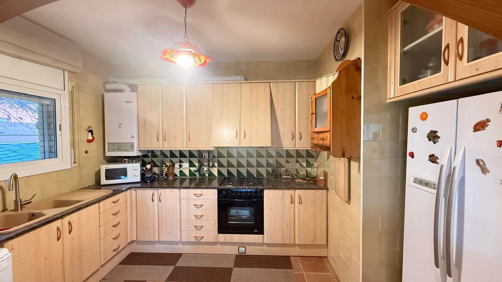 4 bedroom Villa for sale in Begur with pool garage - € 580,000 (Ref: 9852237)