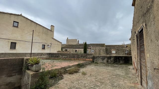 6 soveværelse Finca/Landehus til salg i La Tallada d'Empordà med swimmingpool garage - € 730.000 (Ref: 9852238)