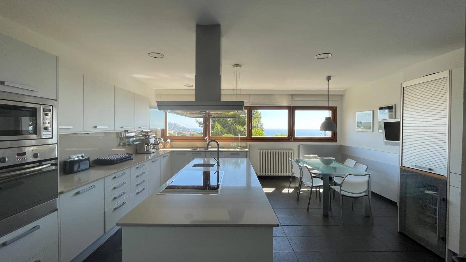Chalet de 7 habitaciones en Calella de Palafrugell en venta con piscina garaje - 2.900.000 € (Ref: 9852239)