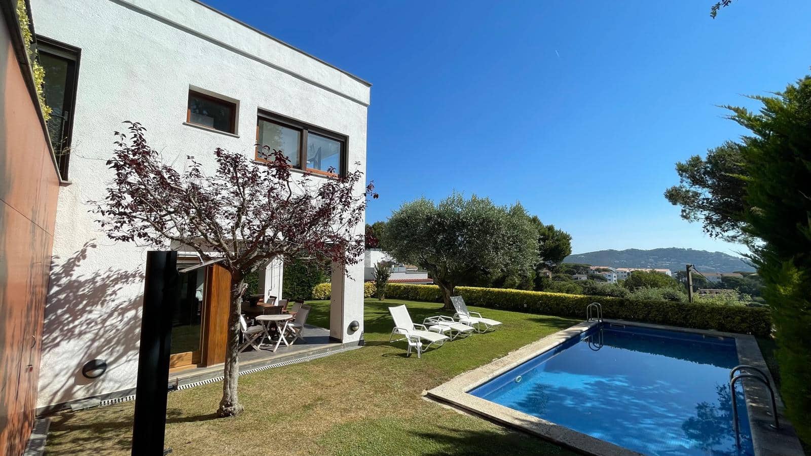 Chalet de 7 habitaciones en Calella de Palafrugell en venta con piscina garaje - 2.900.000 € (Ref: 9852239)