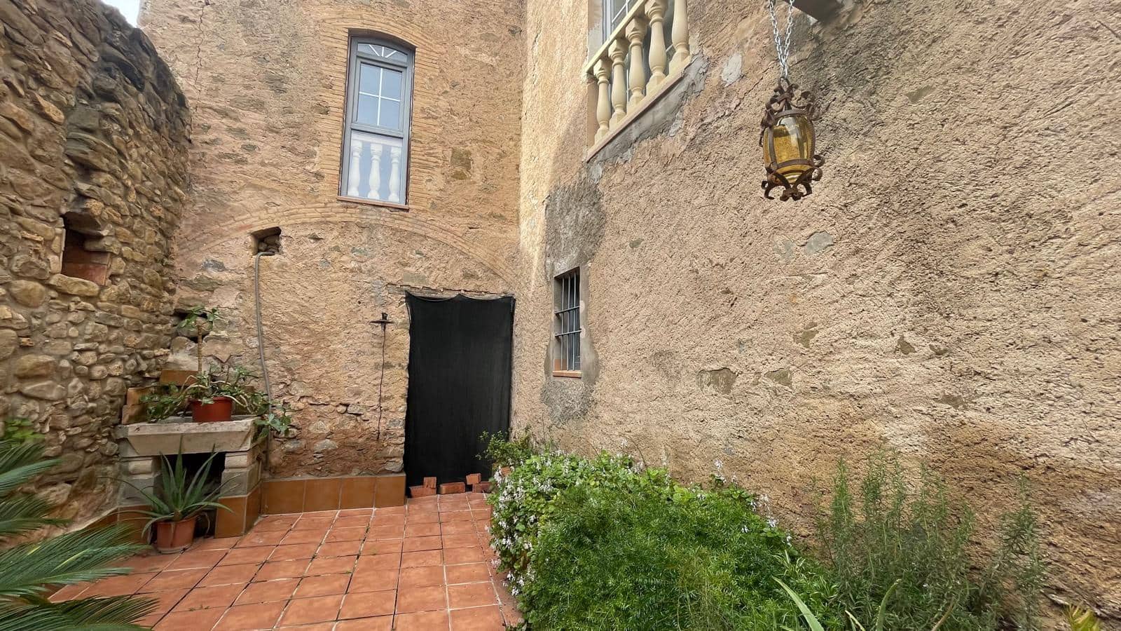 Finca/Country House for sale in Banyoles - € 750,000 (Ref: 9852241)