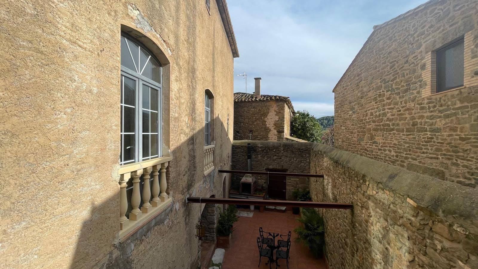 Finca/Country House for sale in Banyoles - € 750,000 (Ref: 9852241)