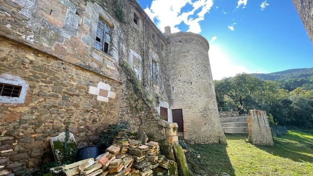 Finca/Herregård til salgs i Banyoles - € 750 000 (Ref: 9852241)