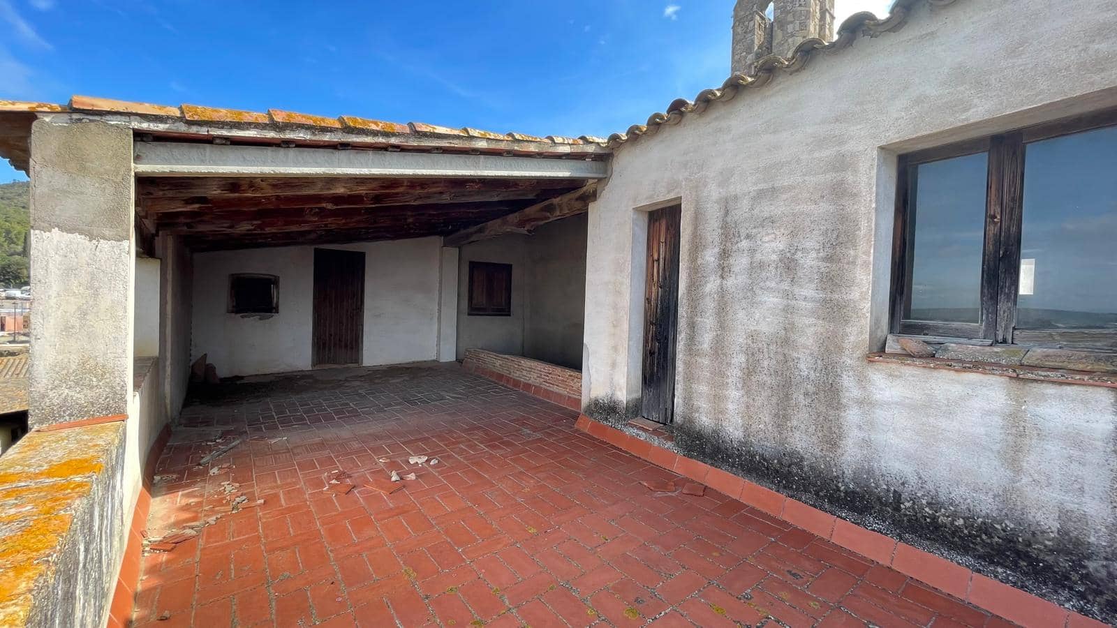 Byhus til salg i Regencos - € 668.000 (Ref: 9852242)