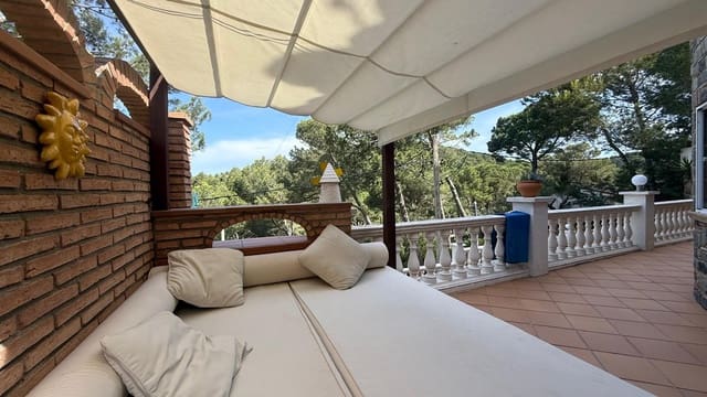 4 soveværelse Villa til salg i Begur med swimmingpool garage - € 650.000 (Ref: 9852245)
