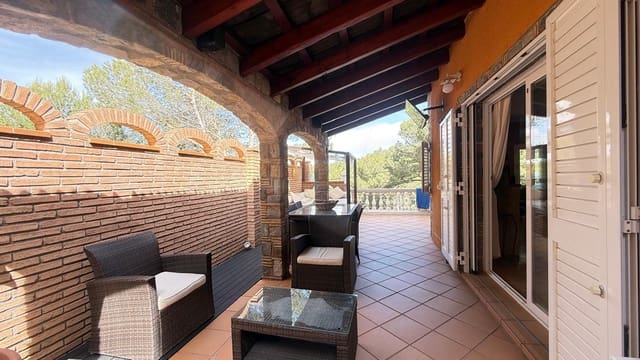 4 soveværelse Villa til salg i Begur med swimmingpool garage - € 650.000 (Ref: 9852245)