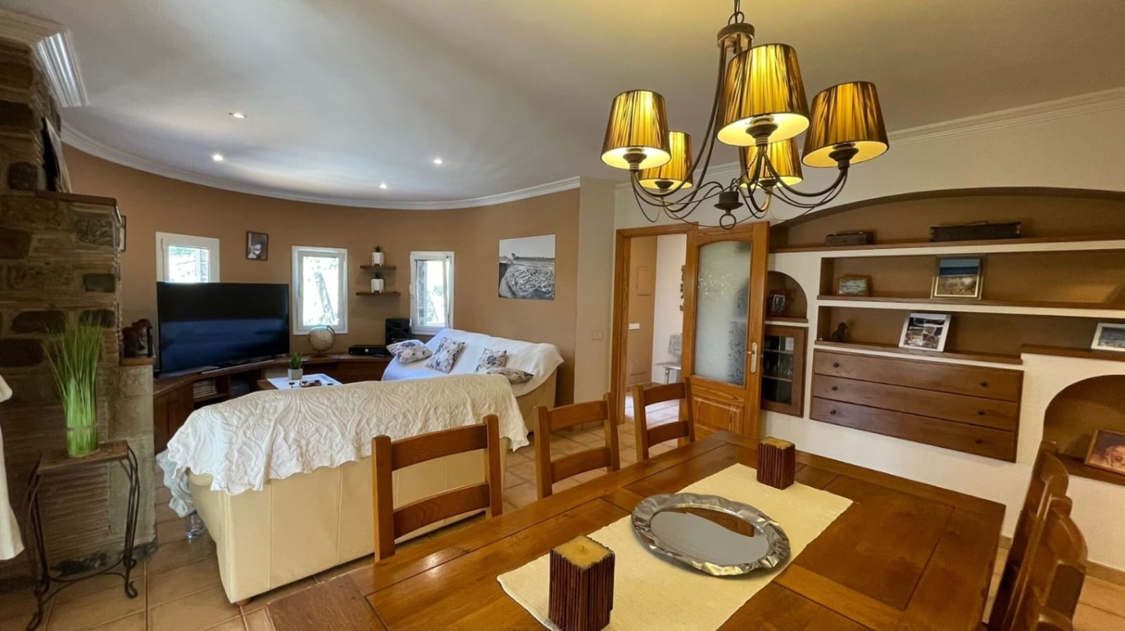 4 bedroom Villa for sale in Begur with pool garage - € 650,000 (Ref: 9852245)