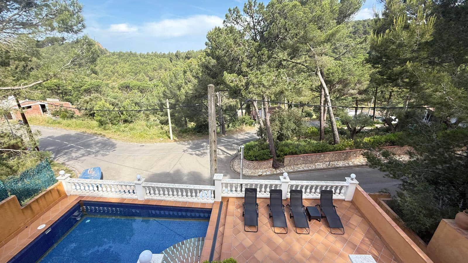 4 bedroom Villa for sale in Begur with pool garage - € 650,000 (Ref: 9852245)