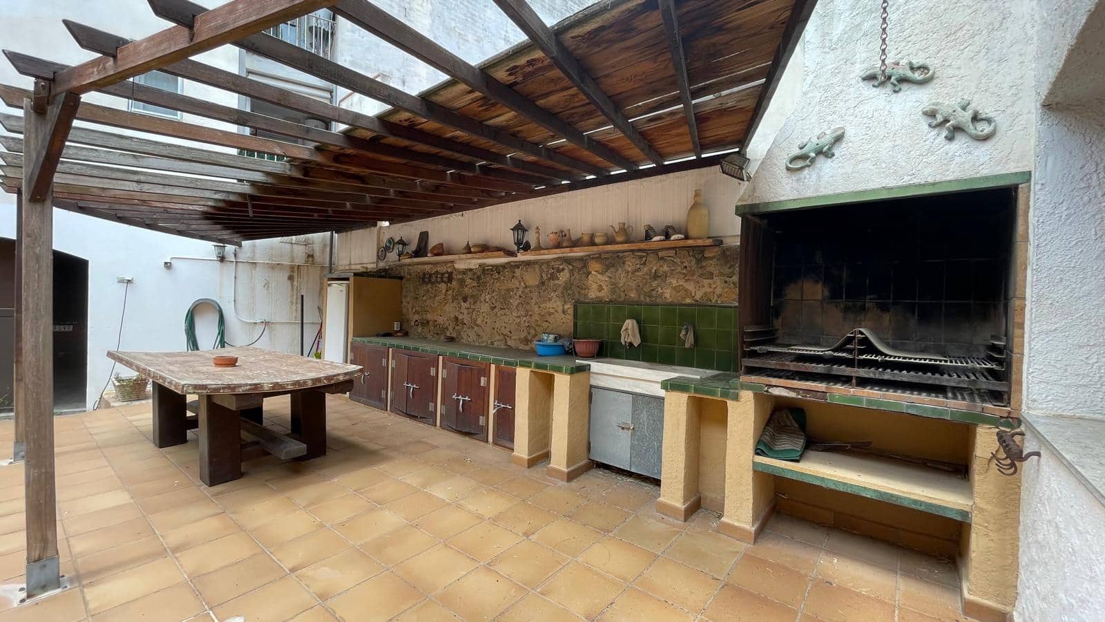 Byhus til salg i Pals med garage - € 730.000 (Ref: 9852248)