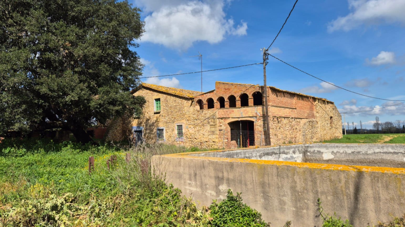 Finca/Hus på landet till salu i Forallac - 1 150 000 € (Ref: 9852251)