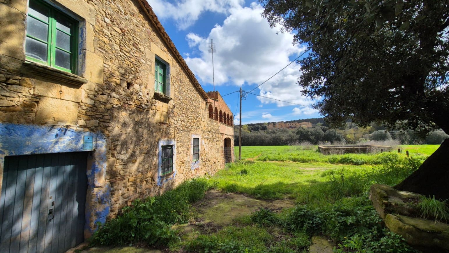 Finca/Hus på landet till salu i Forallac - 1 150 000 € (Ref: 9852251)
