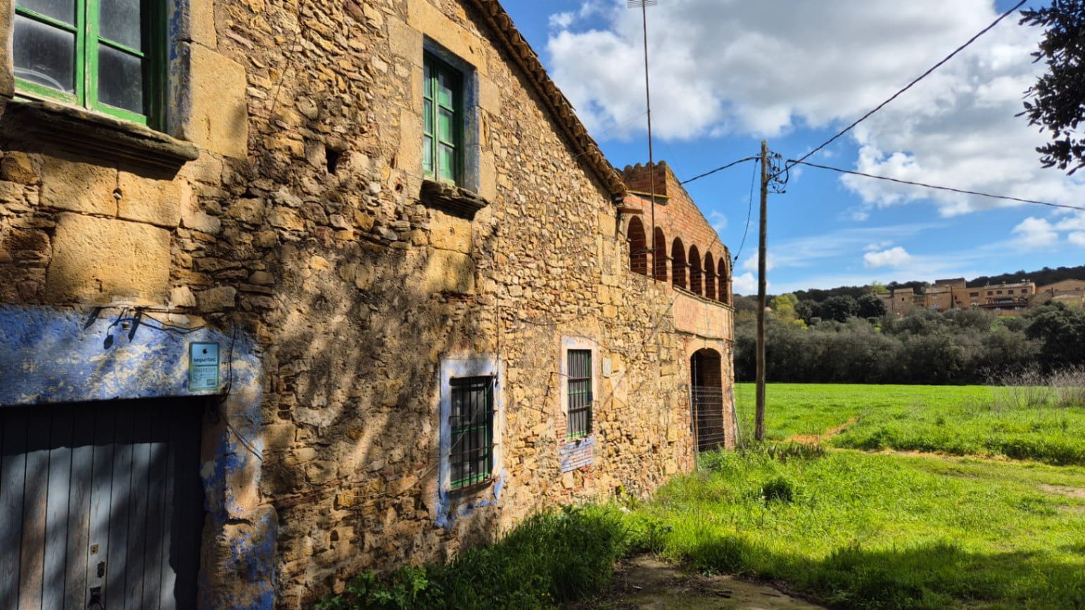 Finca/Hus på landet till salu i Forallac - 1 150 000 € (Ref: 9852251)