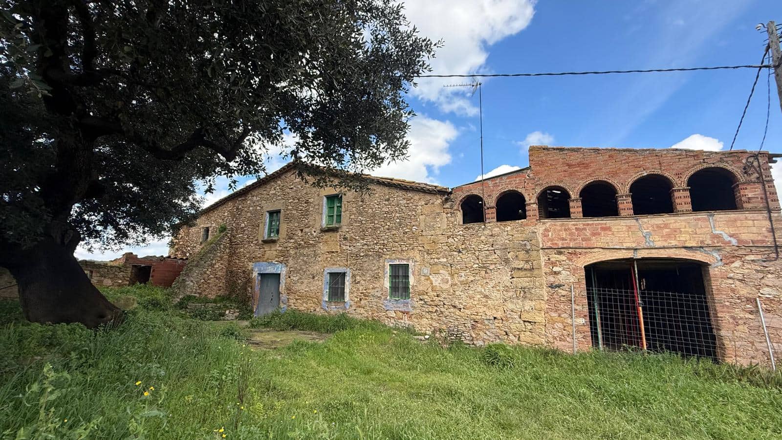 Finca/Hus på landet till salu i Forallac - 1 150 000 € (Ref: 9852251)