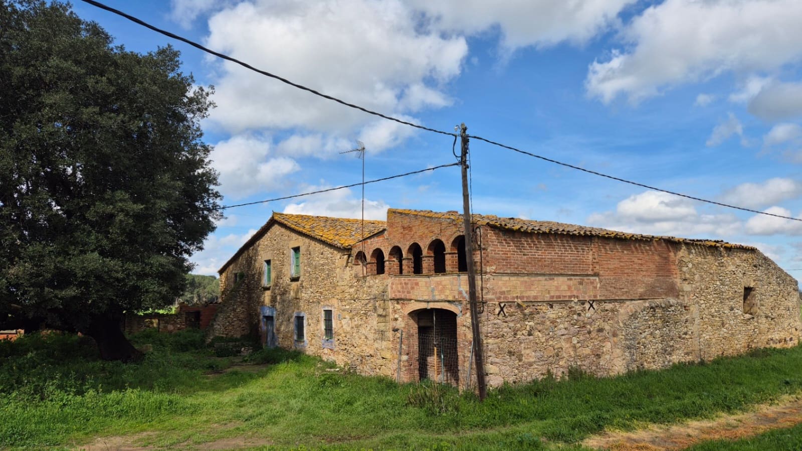 Finca/Hus på landet till salu i Forallac - 1 150 000 € (Ref: 9852251)