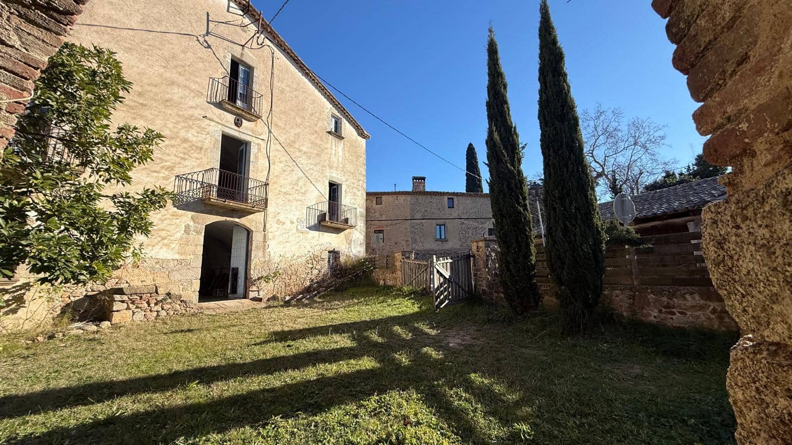 Finca/Landehus til salg i Romanya de la Selva - € 980.000 (Ref: 9852253)