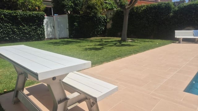 Casa de 5 habitaciones en Palafrugell en venta con piscina garaje - 499.000 € (Ref: 9889296)