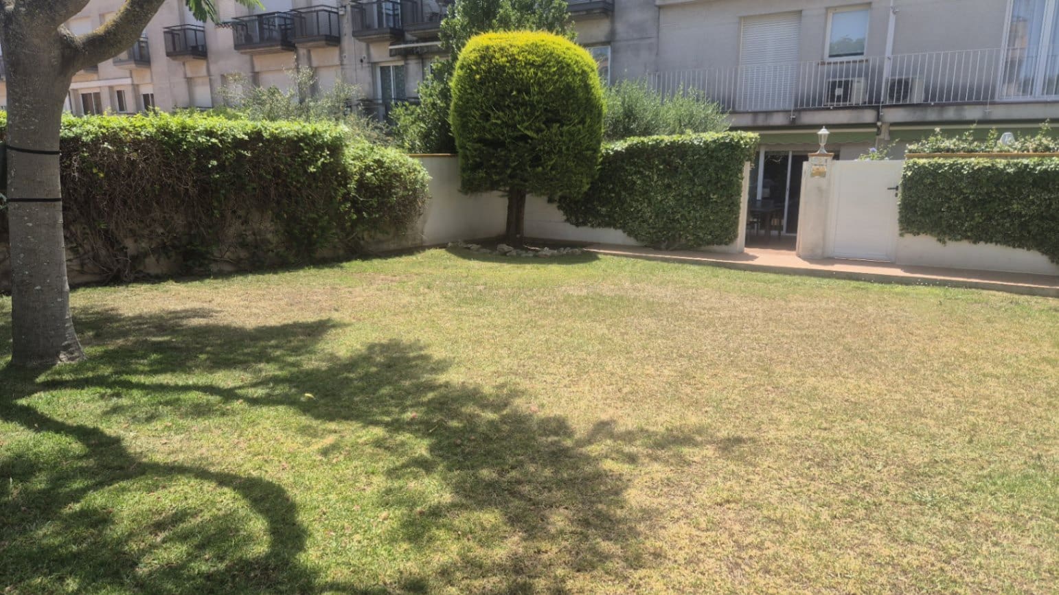 5 bedroom Townhouse for sale in Palafrugell with pool garage - € 499,000 (Ref: 9889296)