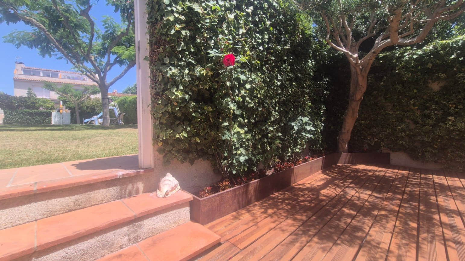 5 bedroom Townhouse for sale in Palafrugell with pool garage - € 499,000 (Ref: 9889296)