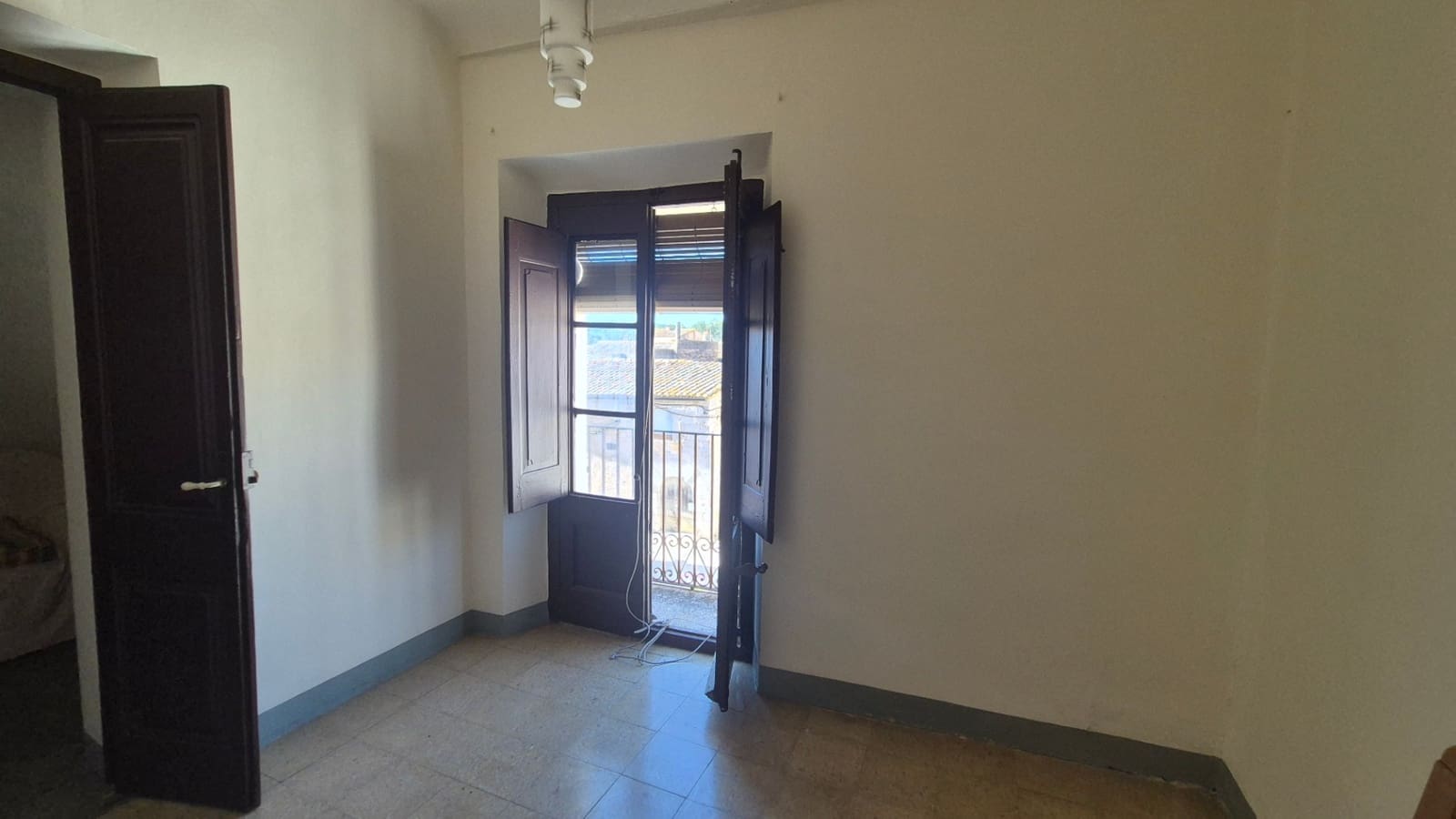 7 soverom Hus til salgs i Sant Miquel de Fluvia - € 425 000 (Ref: 9889297)