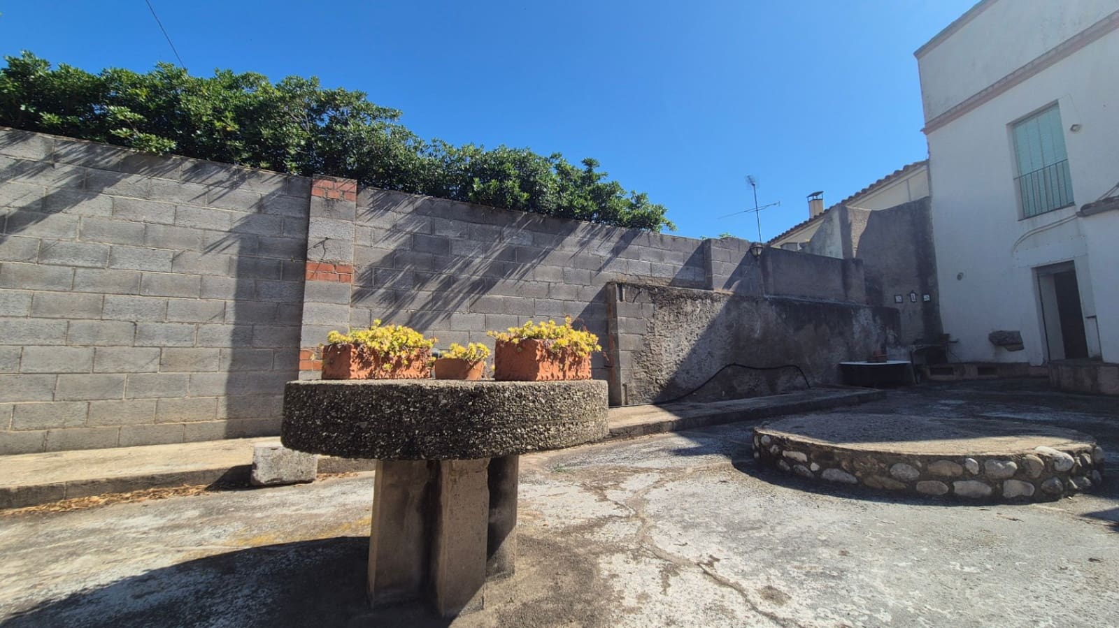 7 soverom Hus til salgs i Sant Miquel de Fluvia - € 425 000 (Ref: 9889297)