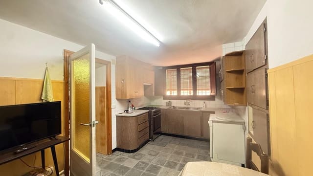 4 bedroom Finca/Country House for sale in Sant Sadurní de l'Heura, Cruïlles Monells i Sant Sadurní de I'Heura - € 650,000 (Ref: 9889298)