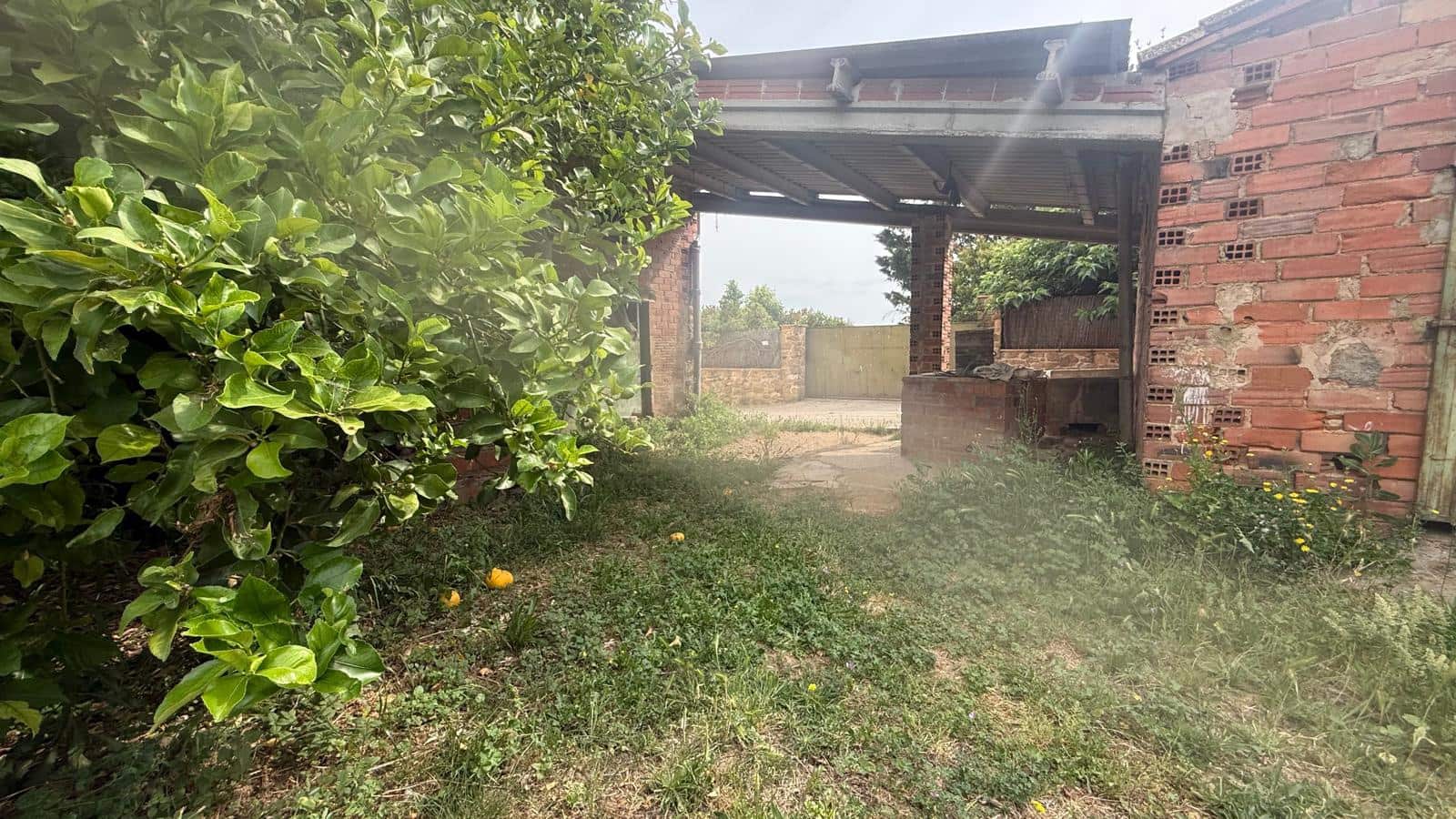 Finca/Casa Rural de 4 habitaciones en Cruïlles Monells i Sant Sadurní de I'Heura en venta - 650.000 € (Ref: 9889298)