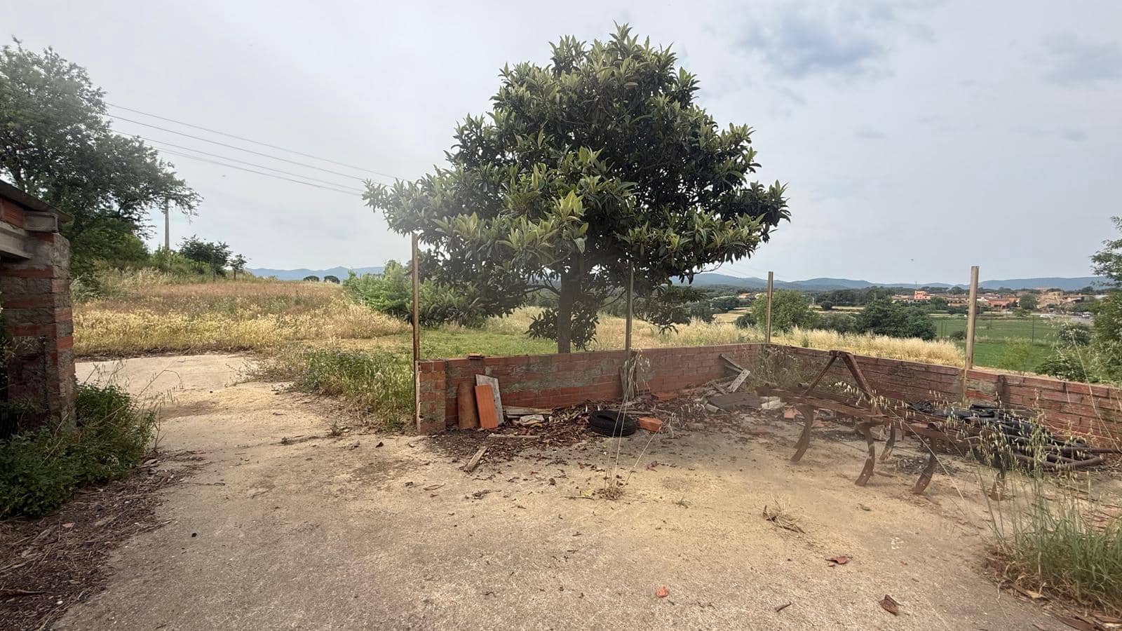 Finca/Casa Rural de 4 habitaciones en Cruïlles Monells i Sant Sadurní de I'Heura en venta - 650.000 € (Ref: 9889298)